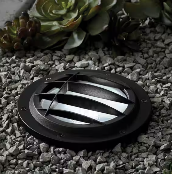 Low Voltage 500 Lumens Black Outdoor Integrated LED in Ground Well Light