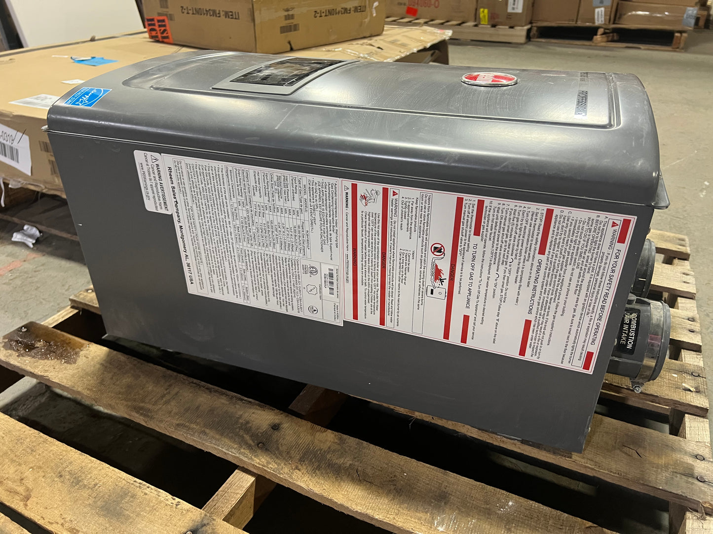 (USED) RHEEM 9.0 GPM Propane Liquid High Efficiency Combi Boiler with 180000 BTU