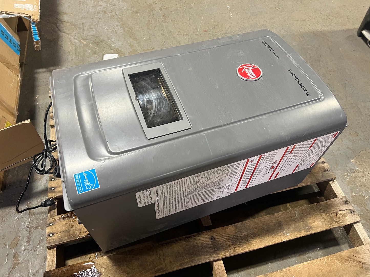 (USED) RHEEM 9.0 GPM Propane Liquid High Efficiency Combi Boiler with 180000 BTU