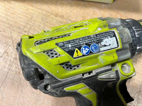 *PRE-OWNED* RYOBI ONE+ 18V Brushless Cordless 1/2 in. Hammer Drill (Tool Only)