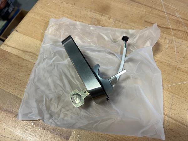 Yale Assure Lock 2 Touch Pad w/ Key, Brushed Nickel