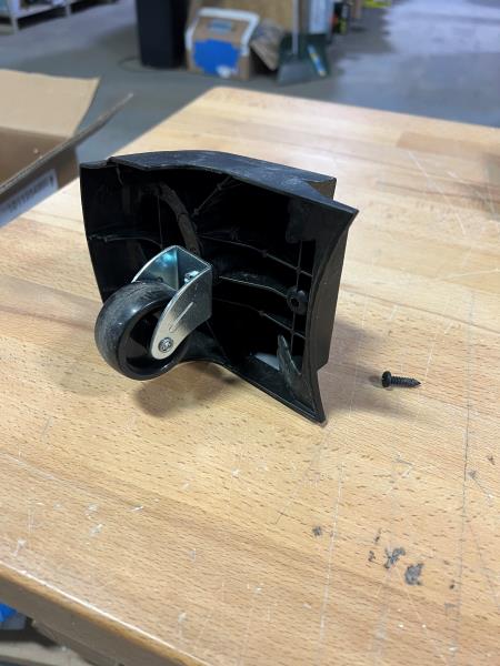 (USED) RIDGID Shop Vacuum Replacement Foot & Caster, OEM HD16000