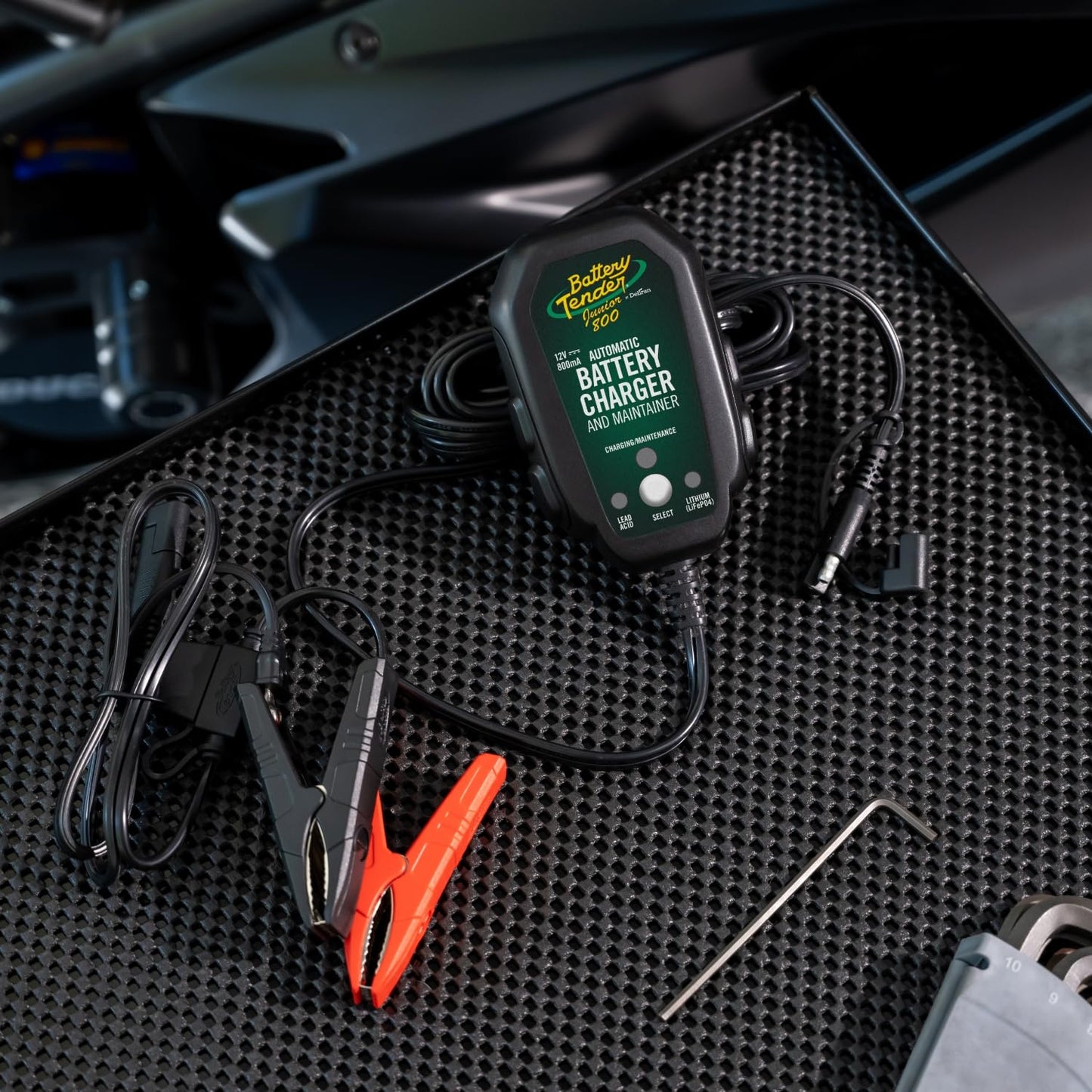 Battery Tender Junior 12V, 800mA Battery Charger and Maintainer for Lead Acid and Lithium Batteries - Switchable Battery Charger for Powersports - 022-0199-DL-WH