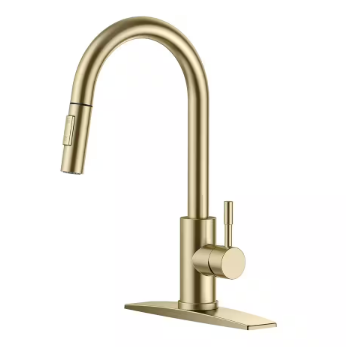 Single Handle Pull Down Sprayer Kitchen Faucet in Brushed Gold